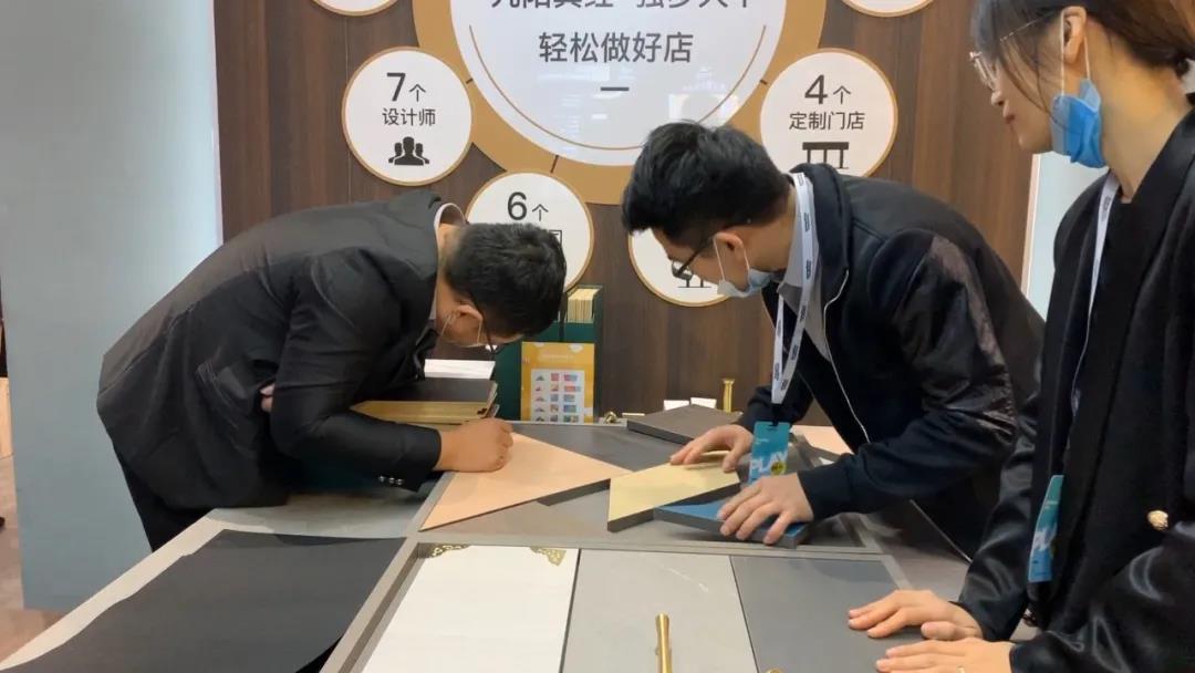 2020廣州設(shè)計(jì)周圓滿落幕，帶您回顧華洲的“新花樣”！(圖7)