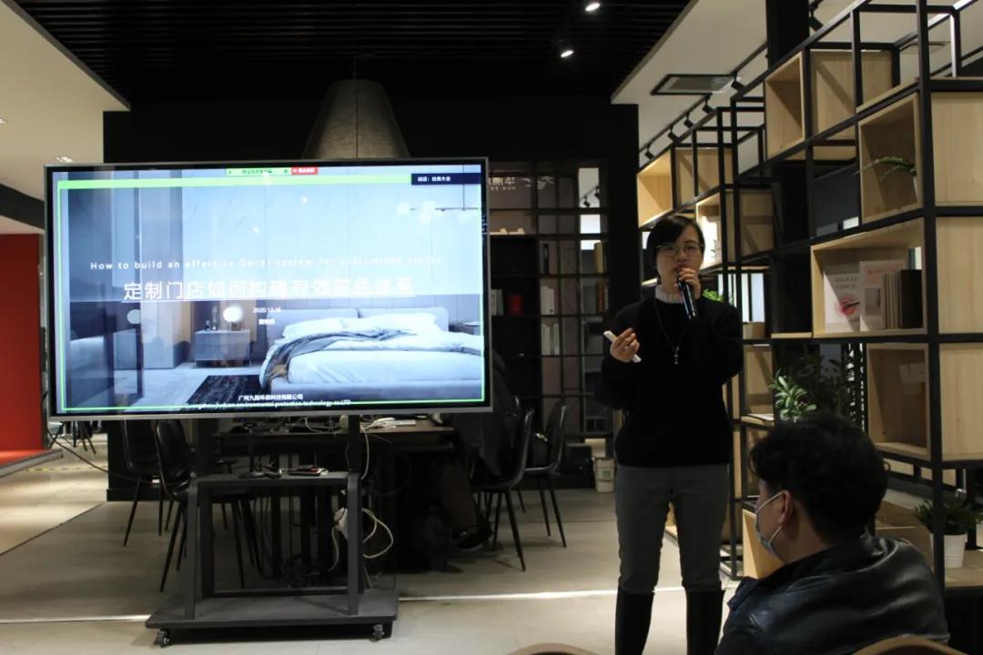 恭喜！華洲木業(yè)（陜西）運營中心首航儀式暨供應鏈賦能模式發(fā)布會圓滿舉辦！(圖6)