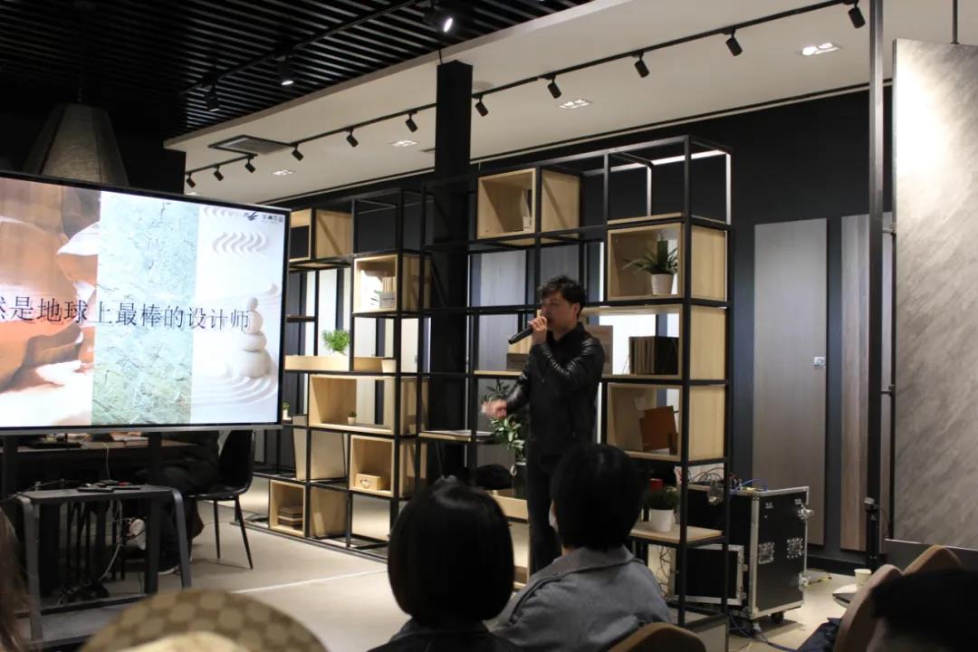 恭喜！華洲木業(yè)（陜西）運營中心首航儀式暨供應鏈賦能模式發(fā)布會圓滿舉辦！(圖7)